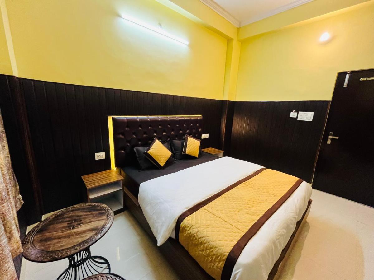 Hotel Manohar Ришикеш Экстерьер фото